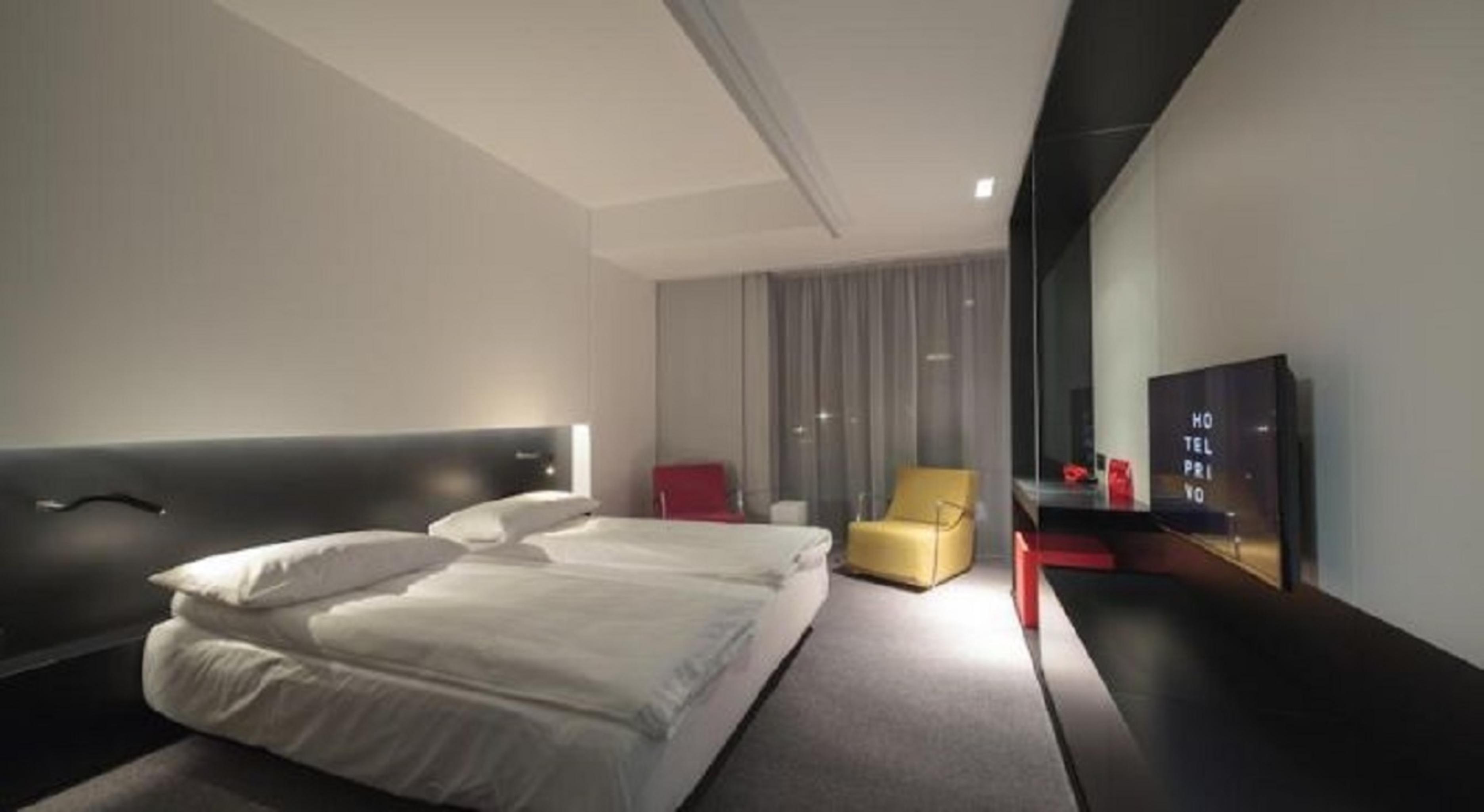 Hotel Privo Targu Mures Exterior photo